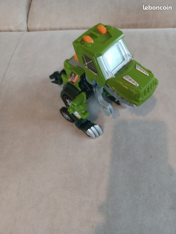 Voiture robot dyno (image 2)