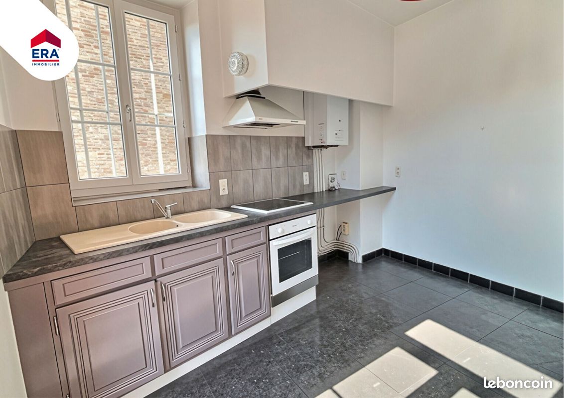 Appartement 3 pièces 77 m² · à Figeac · 77 m² · 650 €