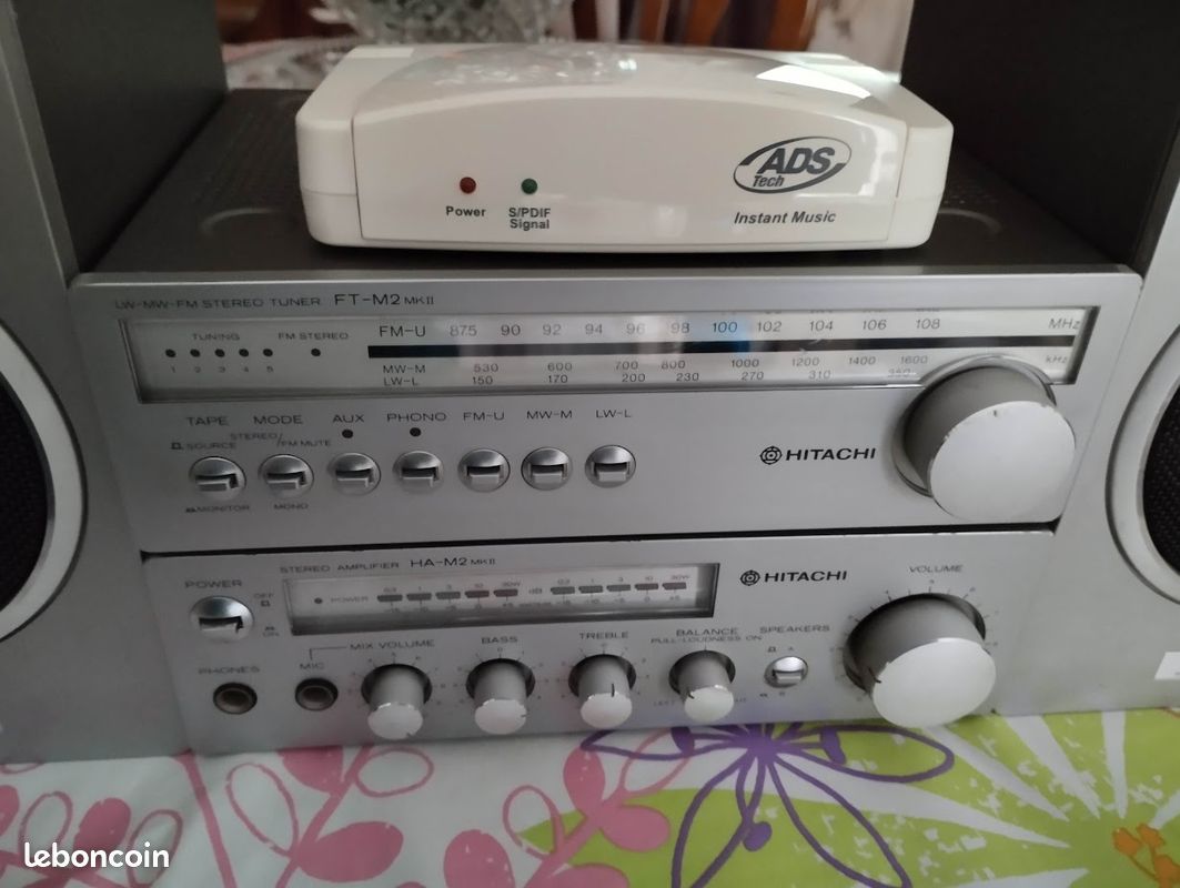 Chaîne Hi-Fi Hitachi MX-W50 Avec Enceintes - Occasion - Fonctionnelle