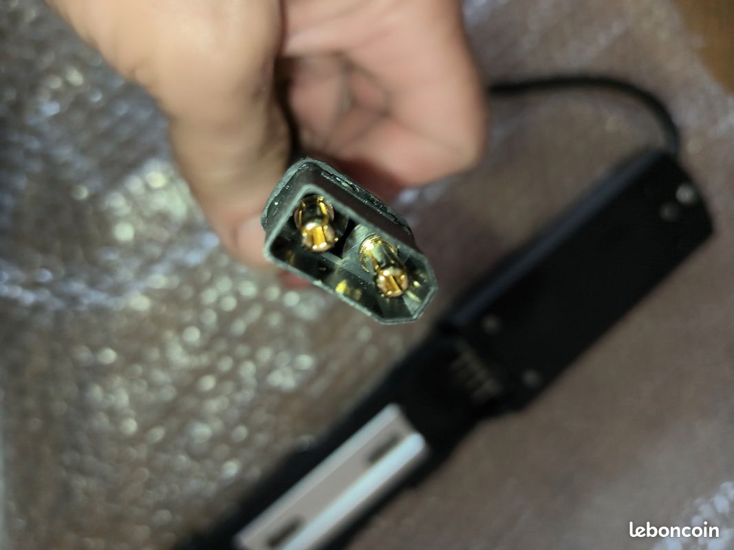 Batterie pour vélo électrique neuve au lithium ion 48 v 17,5 ah 840 wh, avec son chargeur et sa platine de fixation (image 7)