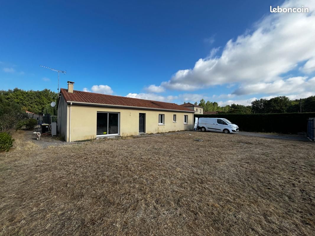 Maison 5 pièces 116 m² · à Ouzilly · 116 m² · 159 900 €
