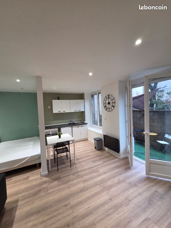 Appartement 2 pièces 30 m² · à Saint-Étienne · 30 m² · 440 €