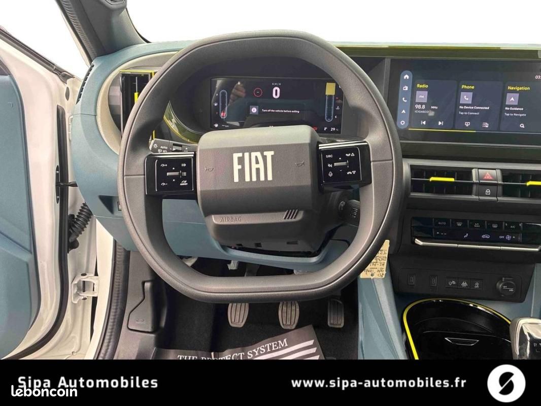 Fiat Panda GRANDE T-Gen 3 1.2 Essence Turbo 100 ch BVM6 Icône 5p (image 15)