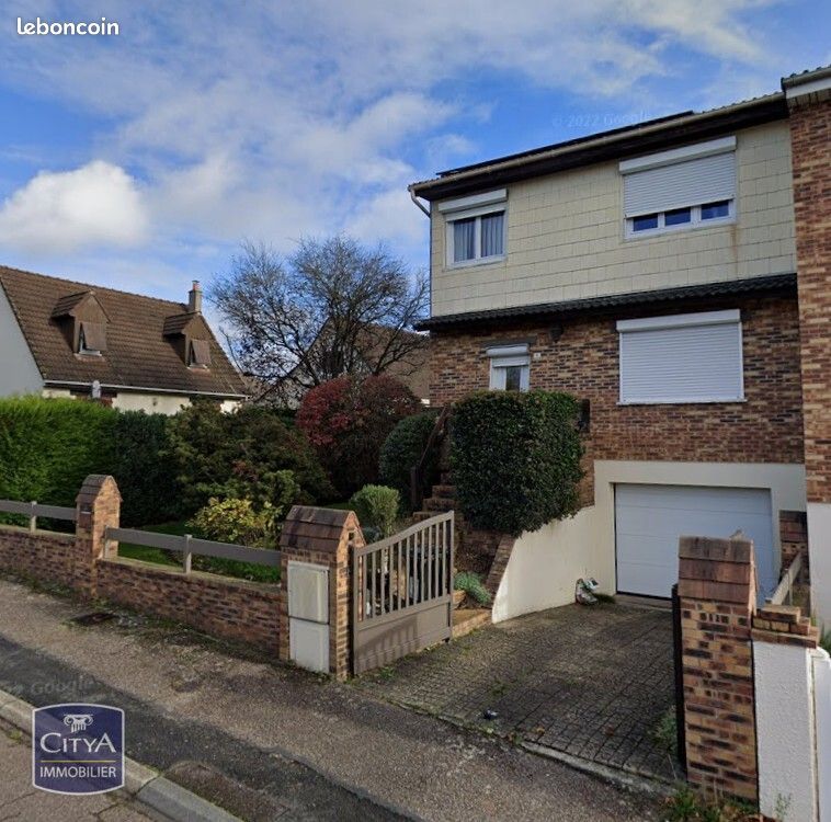 Maison 4 pièces 107 m² · à Saint-Étienne-du-Rouvray · 107 m² · 225 000 €