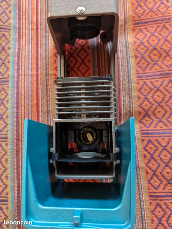Ancien PROJECTEUR DIAPOSITIVE Vintage Étude Fabrication URSS