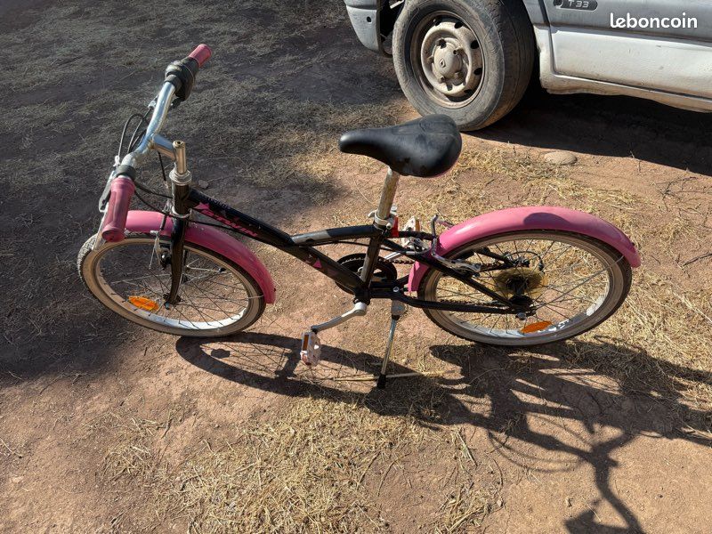 Vélo btwin fille rose et noir Vélos