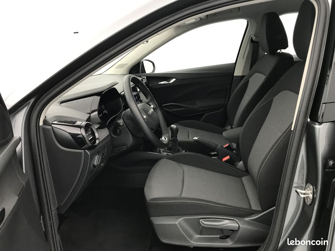SKODA Fabia 1.0 TSI 95 ch EVO 2 BVM5 Selection (image 12)