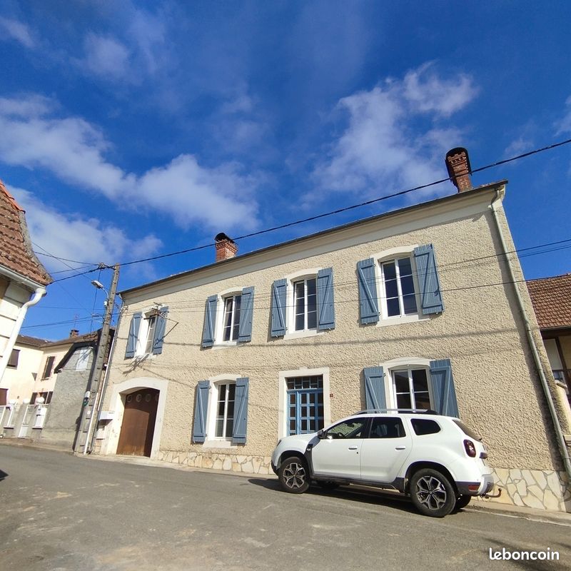 Maison 4 pièces 122 m² · à Lembeye · 122 m² · 170 000 €