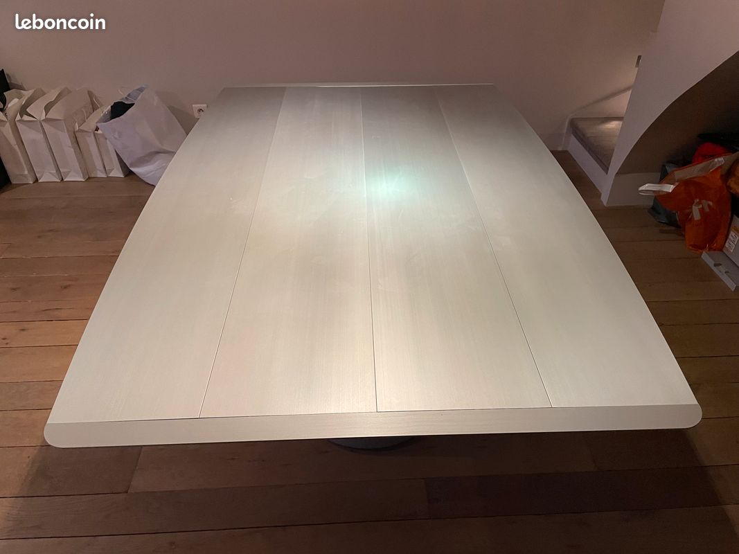 Table à manger Design ALu et pied ciment (bd Barcelona) (image 5)