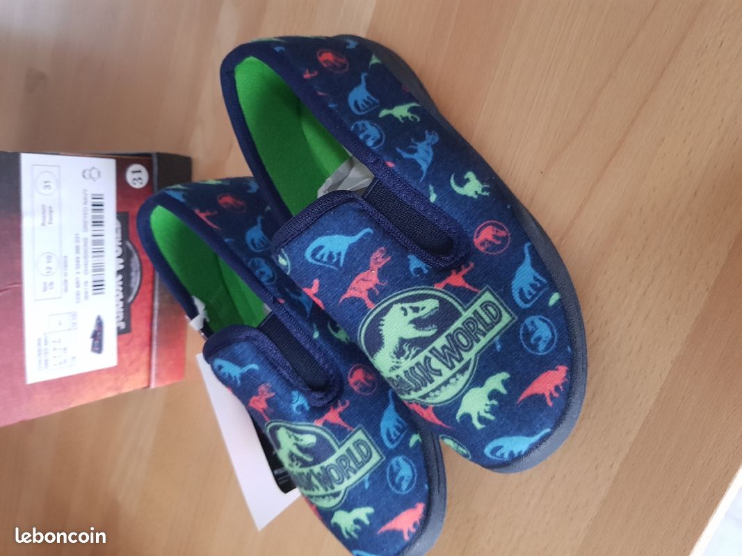 Chaussons Jurassic World P31 (image 2)