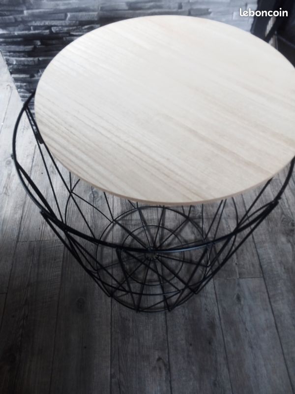 Table d'appoint (image 2)
