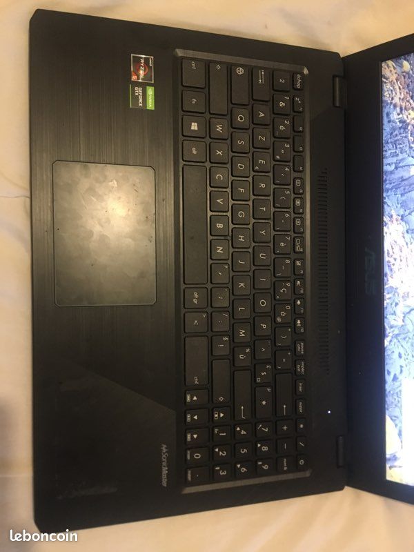 Je vend mon pc portable (image 2)