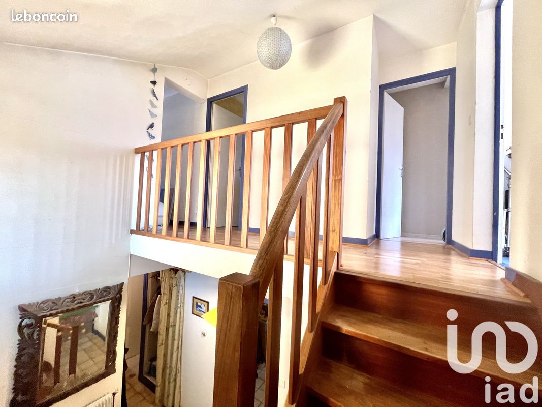 Maison 8 pièces 127 m² - Saint-Georges-lès-Baillargeaux 86130 (image 3)