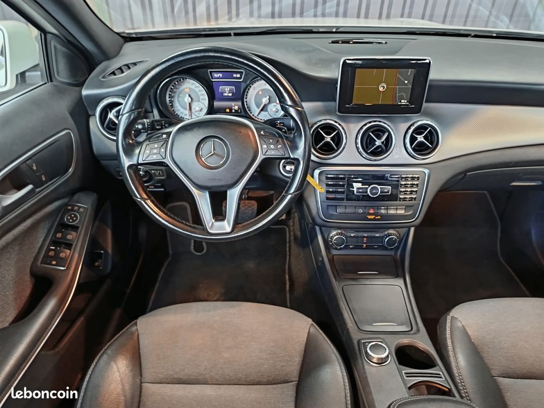 Mercedes Classe GLA GLA 200 CDI Inspiration BVA7 (image 13)