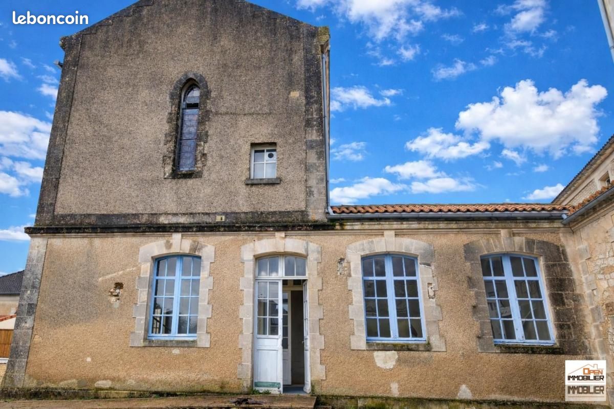 Maison 4 pièces 118 m² · à Jarnac · 118 m² · 91 000 €