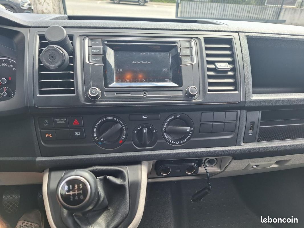 VOLKSWAGEN TRANSPORTER FOURGON T6 2.0 TDI 150 - garantie 12 MOIS (image 23)
