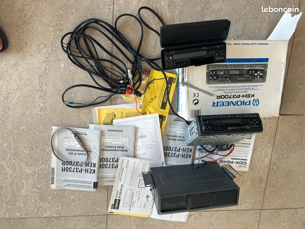 Auto radio pioneer chargeur cd neuf (image 2)
