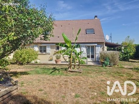 Maison 6 pièces 153 m² · à Le Mesnil-Simon · 153 m² · 296 000 €