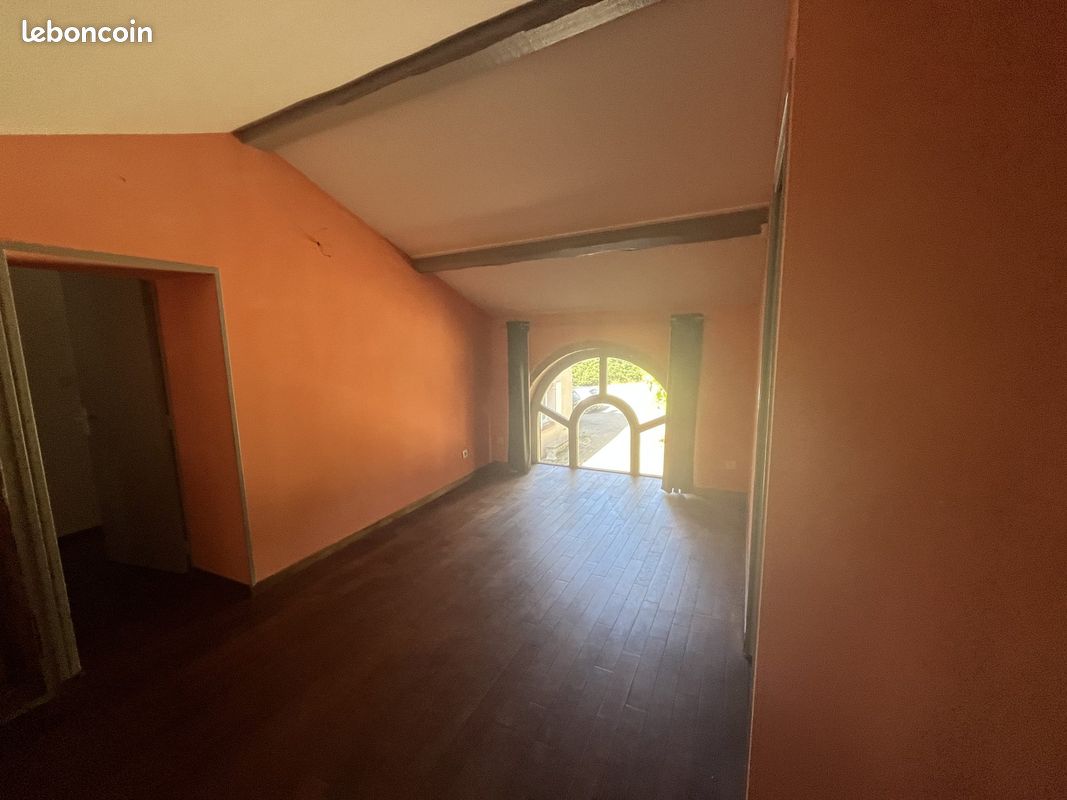 Maison 9 pièces 231 m² (image 18)