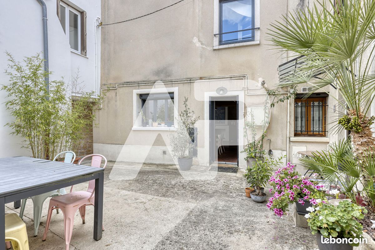 Maison 6 pièces 112 m² · à Nanterre · 112 m² · 740 000 €