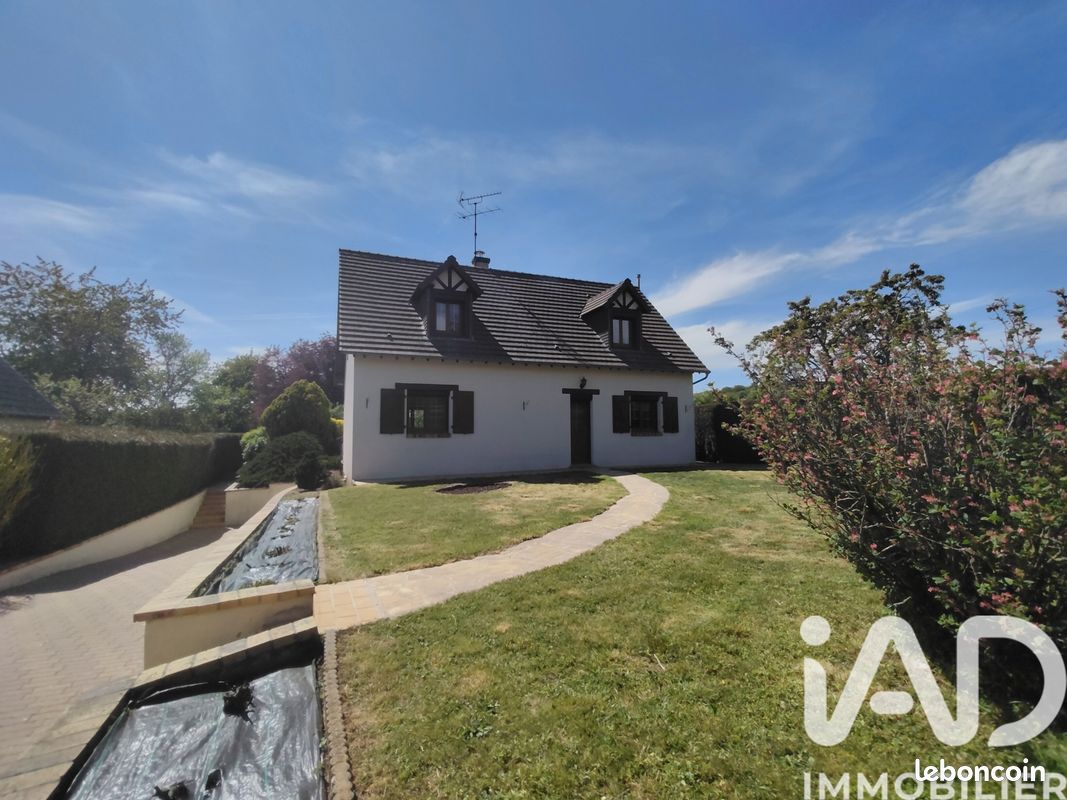 Maison 6 pièces 108 m² · à Glisolles · 108 m² · 215 000 €