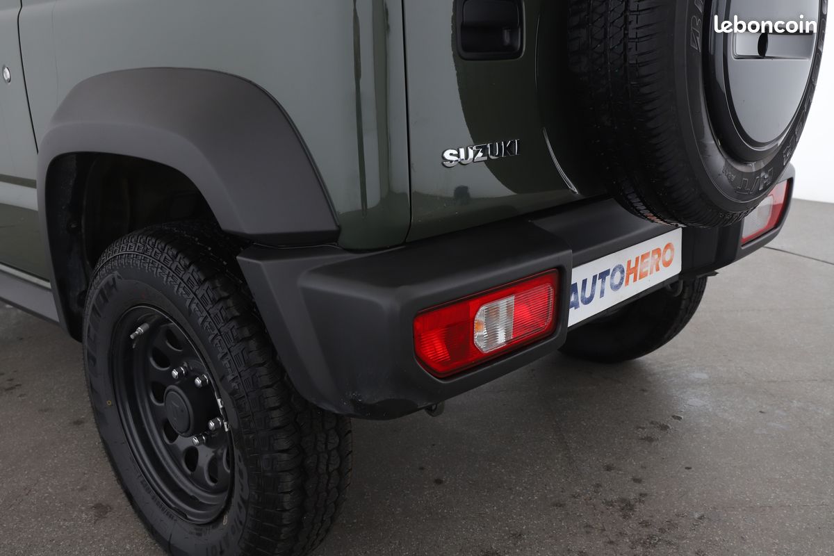 Suzuki Jimny 1.5 VVT Privilege 2PL 102 ch (image 21)