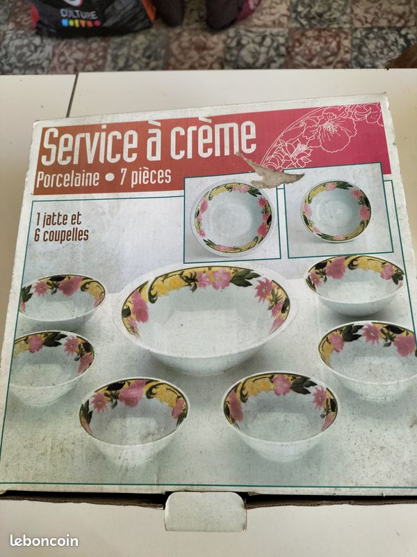 Service a creme (image 1)