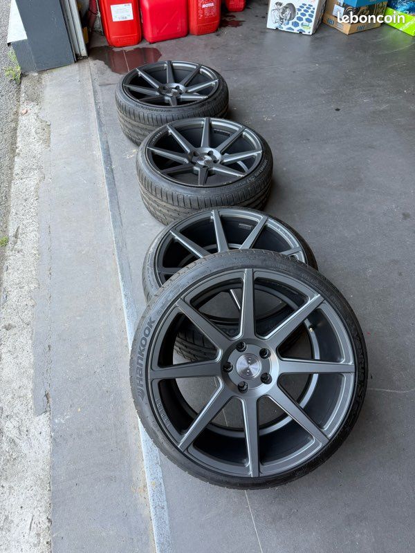 Roues ispiri audi rs4 b5 avec pneus 5x112 (image 1)