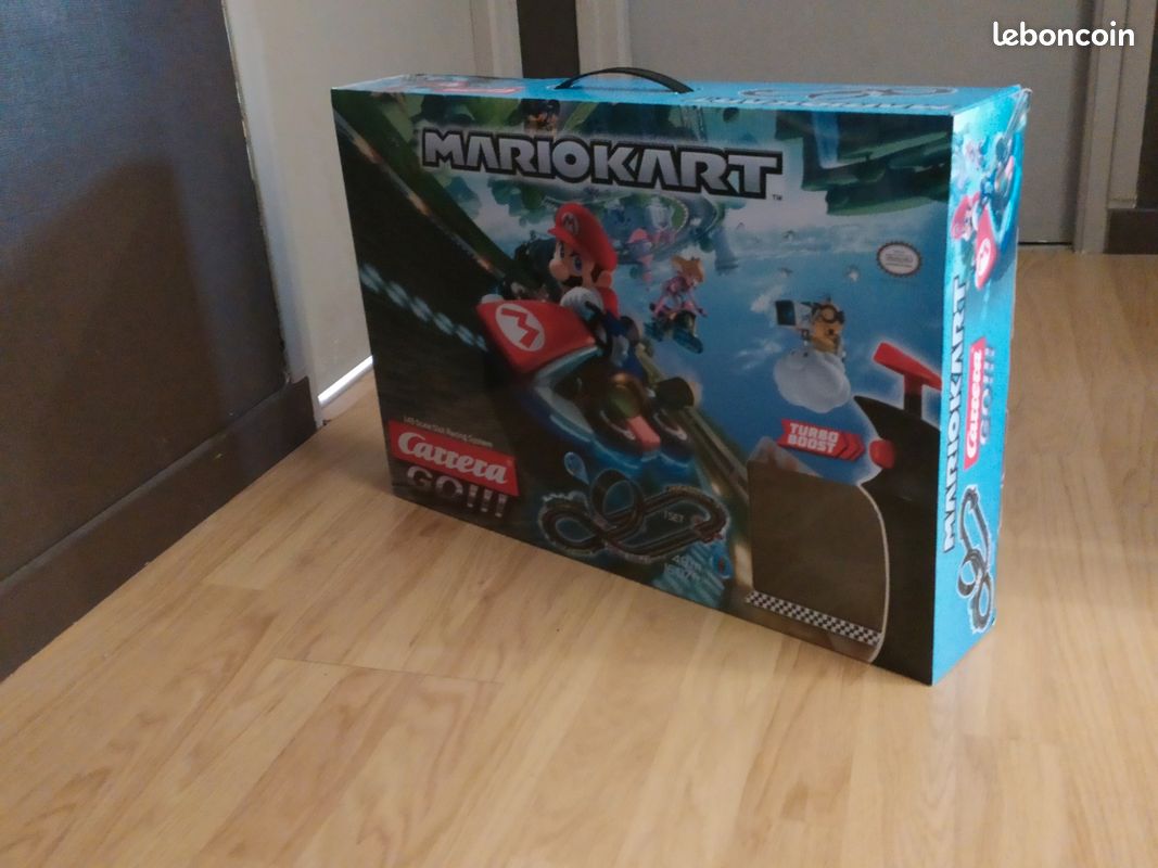 Circuit Voitures Télécommandées Mario Kart Carrera GO - 4,9 Mètres, Boîte D'origine, Fonctionne