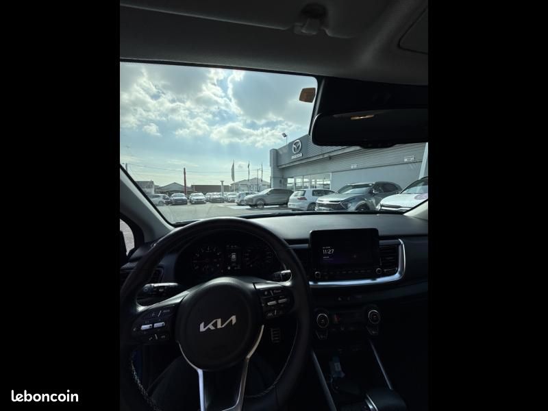 Kia Stonic 1.0 T-GDi 120ch MHEV GT Line Premium DCT7 (image 13)