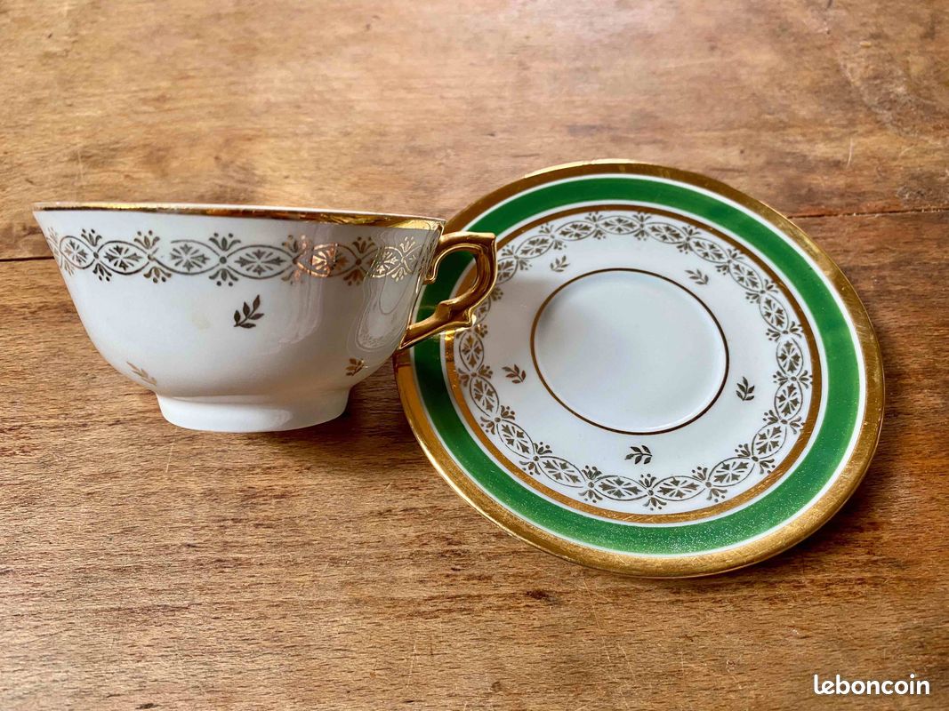 Ancienne tasse à moka - France