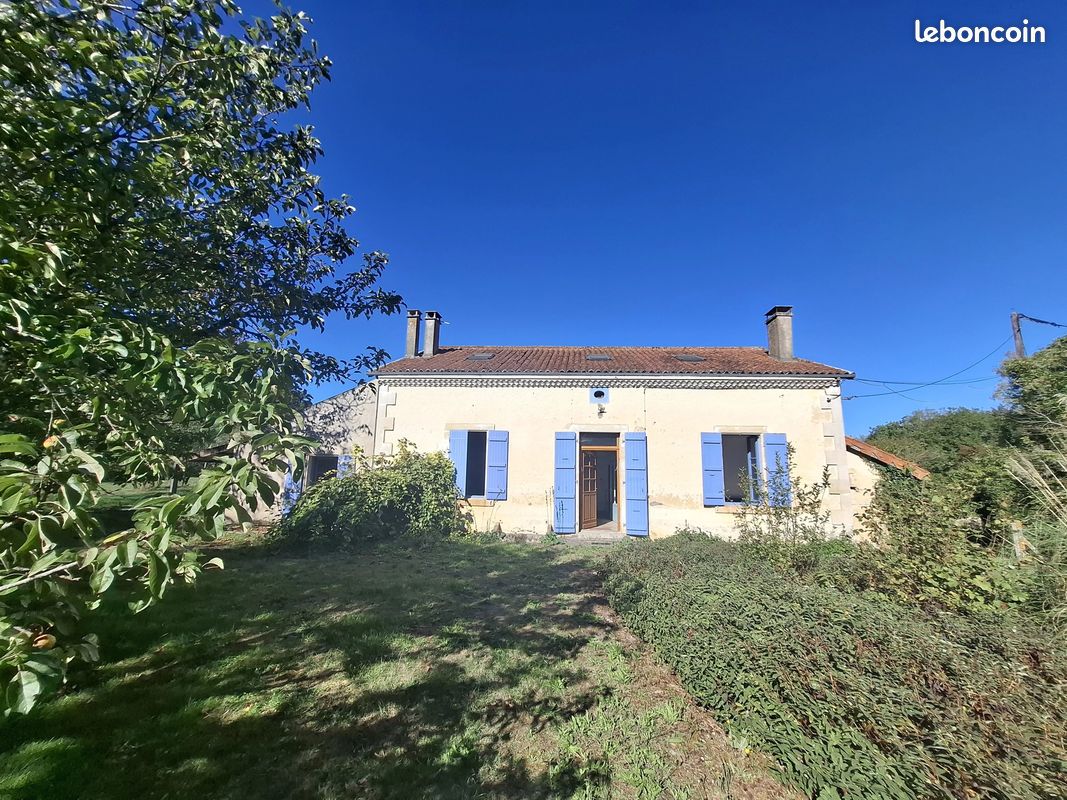 Maison 9 pièces 135 m² · à La Villedieu · 135 m² · 141 700 €