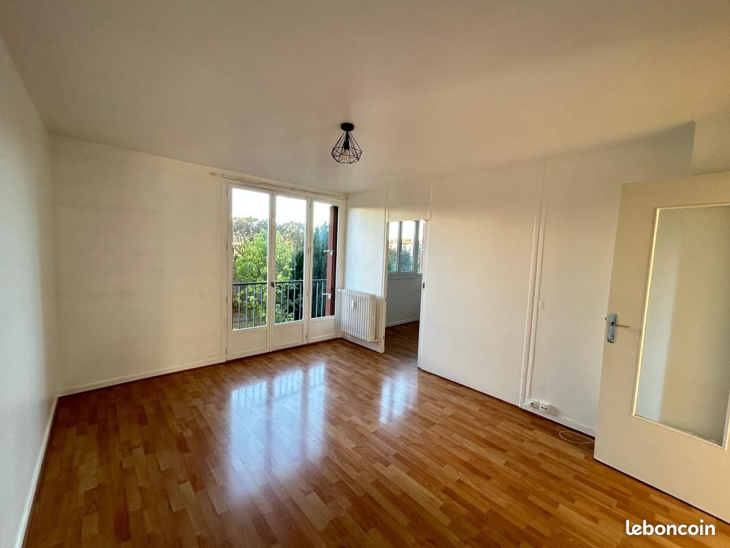 Appartement 2 pièces 42 m² · à Châtillon · 42 m² · 1 002 €/mois