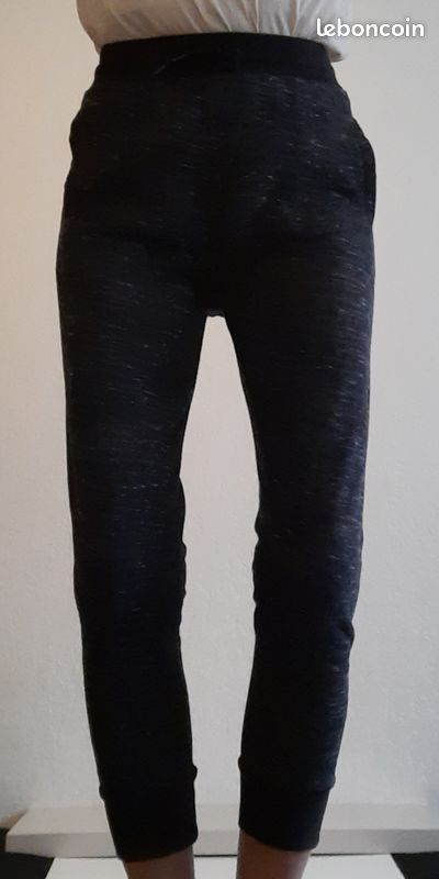 Jogging Garcon H et M gris foncé chiné Taille XS (image 2)