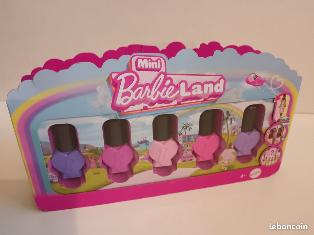 Lisciani - BARBIE - Kit Vernis à Ongles Color Change à Créer - Vernis qui Change de Couleur au Contact de l'Eau - Contient 1 base , pigments, paillettes, accessoires et autocollants