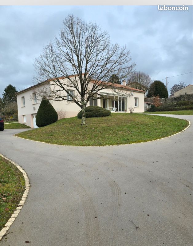 Maison 4 pièces 117 m² · à Saint-Maixent-l'École · 117 m² · 179 000 €