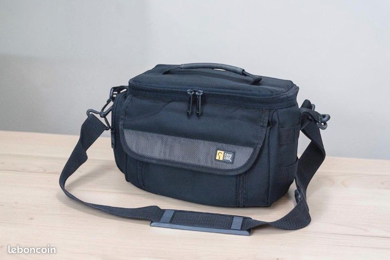 Sac fourre-tout rembourré pour d'appareils photo reflex de marque Case Logic (image 1)