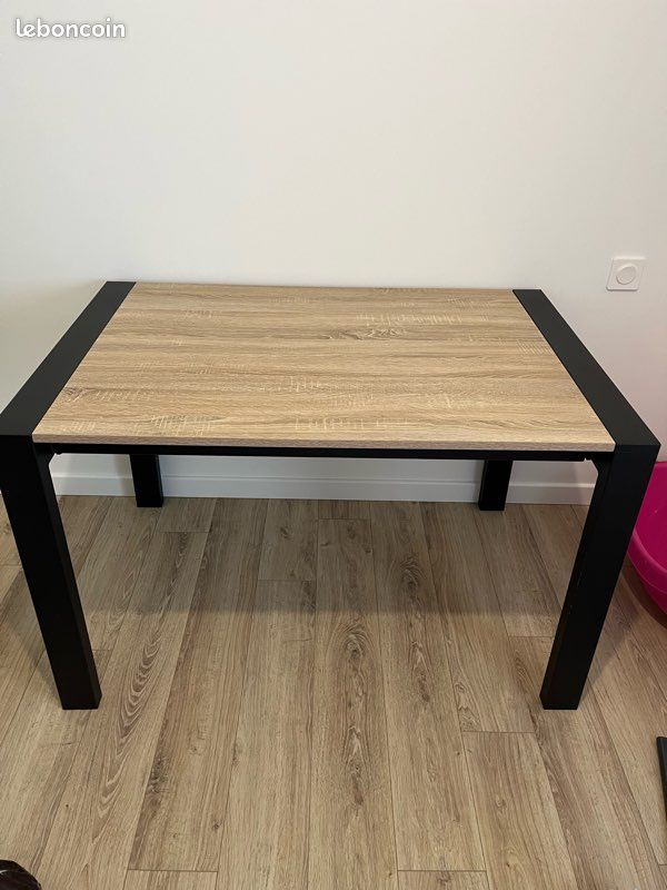Table à manger (image 1)