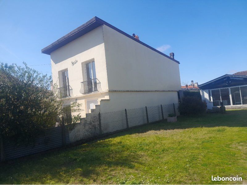 Appartement 3 pièces 61 m² · à Dax · 61 m² · 790 €