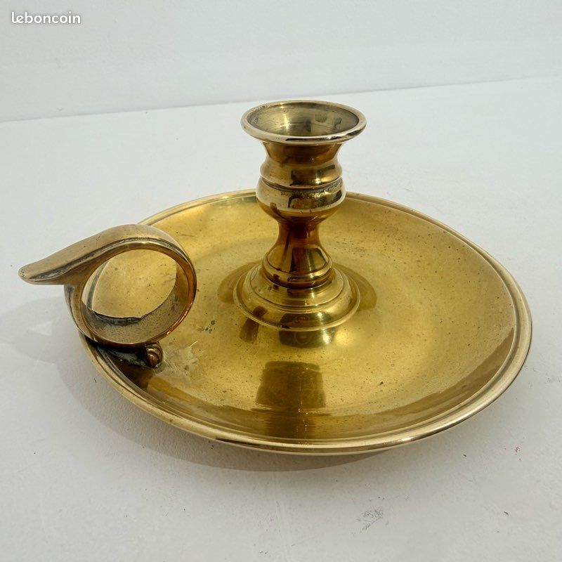 Ancien Bougeoir En Bronze - Pièce Vintage, Patine D'époque, Objet Déco