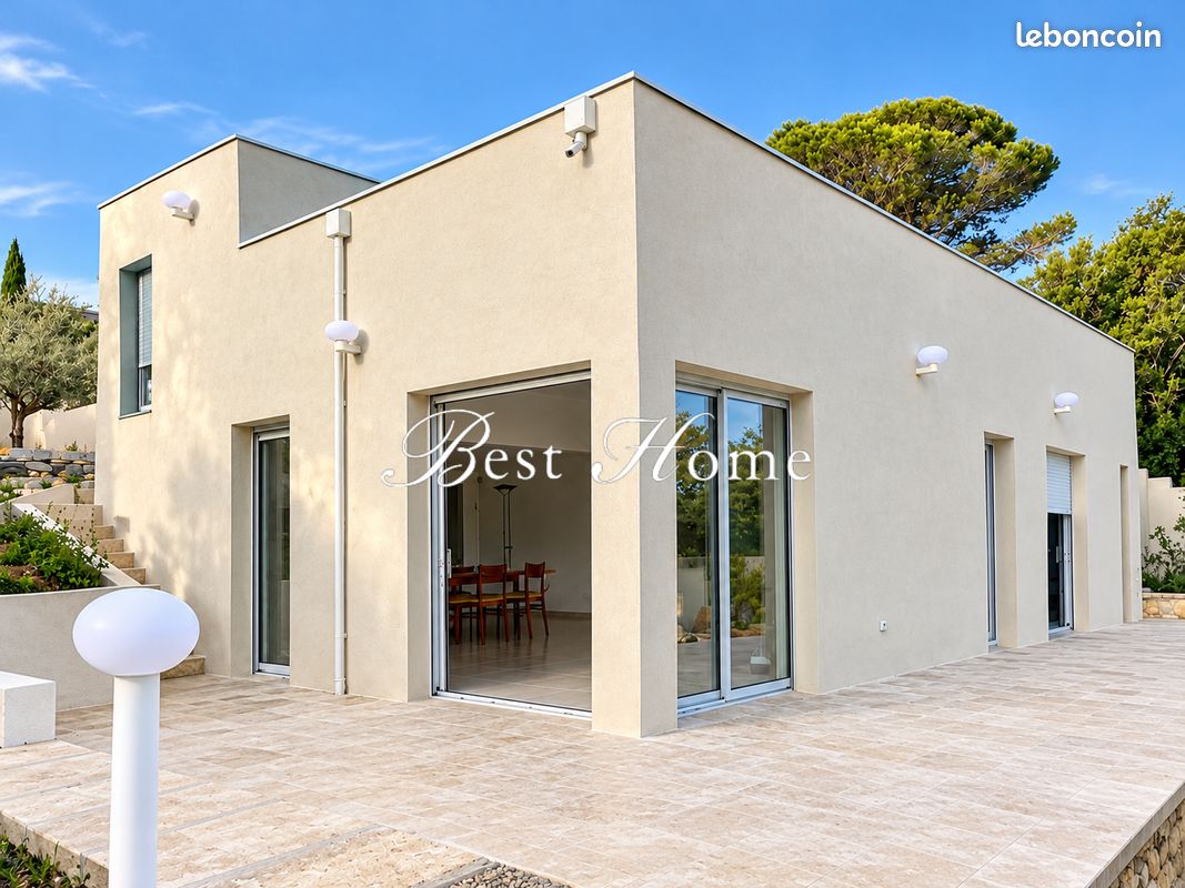 Maison 4 pièces 144 m² · à Nîmes · 144 m² · 2 630 €/mois