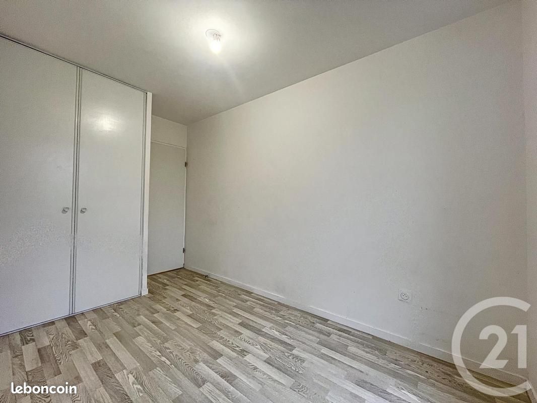 Appartement a louer melun - 4 pièce(s) - 71 m2 - Surfyn