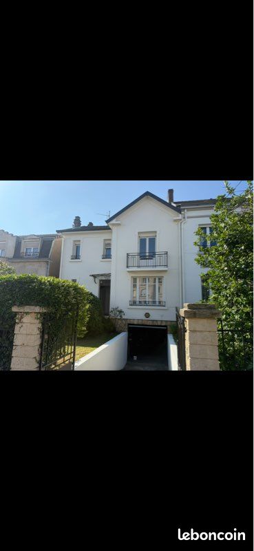 Maison 6 pièces 150 m² · à Moulins-lès-Metz · 150 m² · 349 000 €