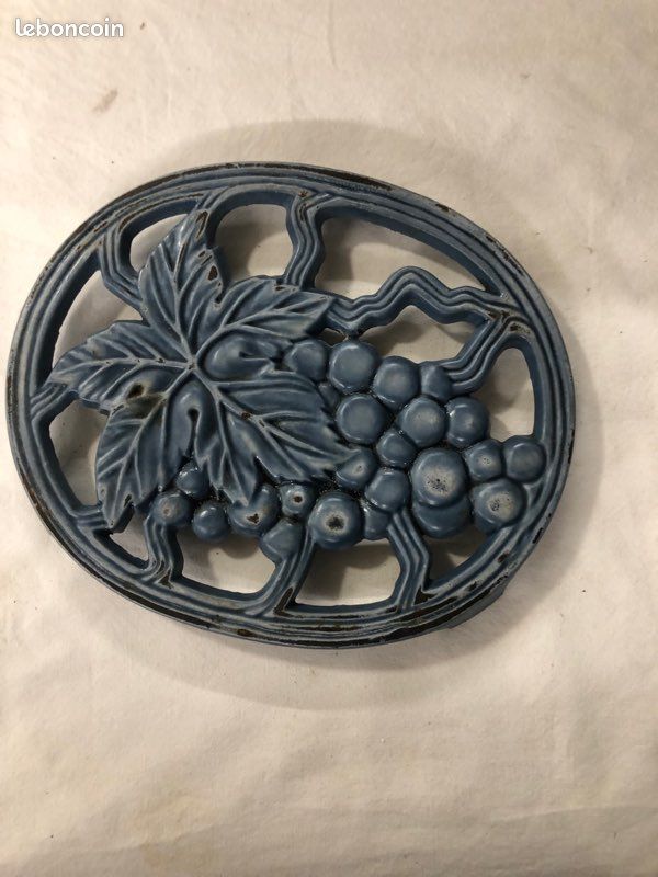 Sous-plat Vintage En Fonte émaillée - Vers 1935 - Objet Déco Cuisine Rétro