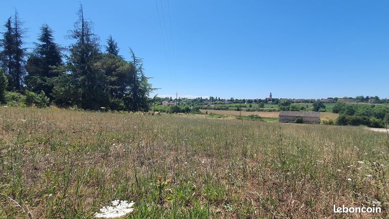 Terrain 1706 m² SAUZET