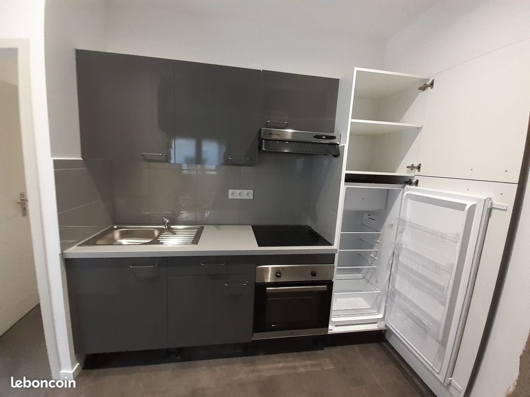 Appartement 2 pièces 23 m² · à Saint-Étienne · 23 m² · 390 €/mois