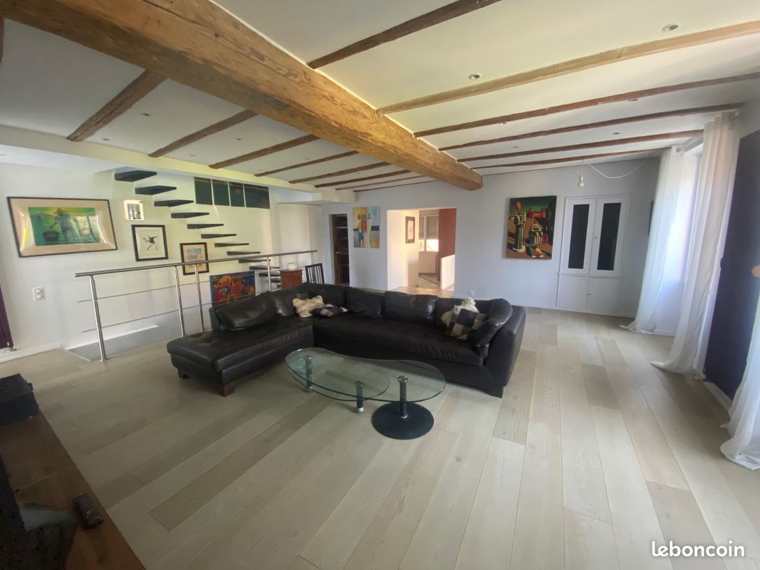 Maison 6 pièces 181 m² · à Saint-Étienne · 181 m² · 279 000 €
