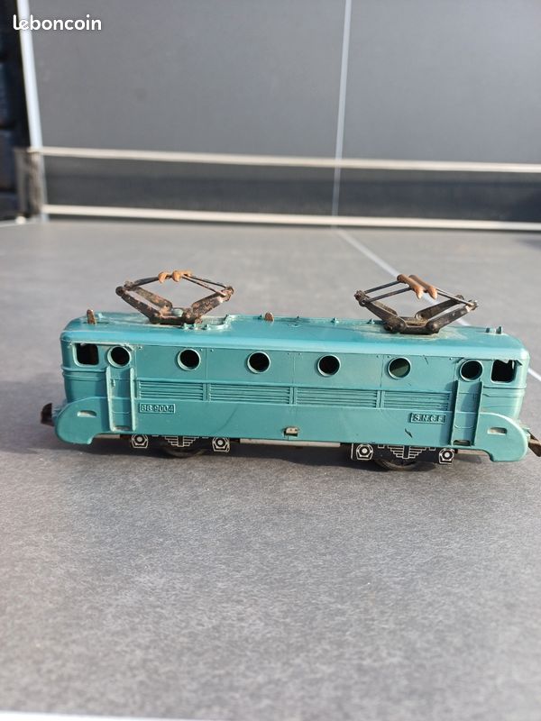 Train Mécanique Jouef 553 HO – Circuit Palatino – BB9004 + 2 Wagons + Rails – Occasion
