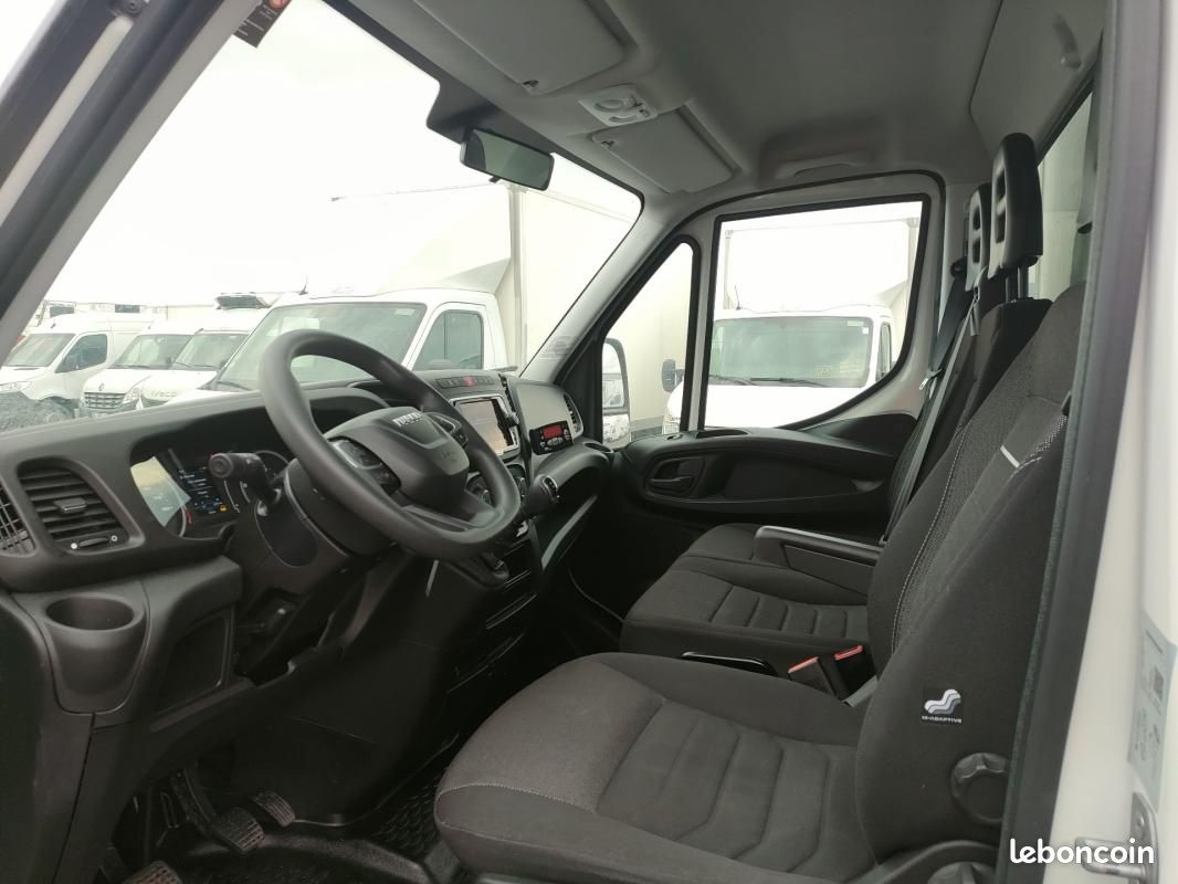 Iveco Daily CHASSIS CABINE FRIGO 12M3 160 CV ROUES JUMELEES HAYON CAISSE CAZAUX GROUPE THERMOKING... (image 9)