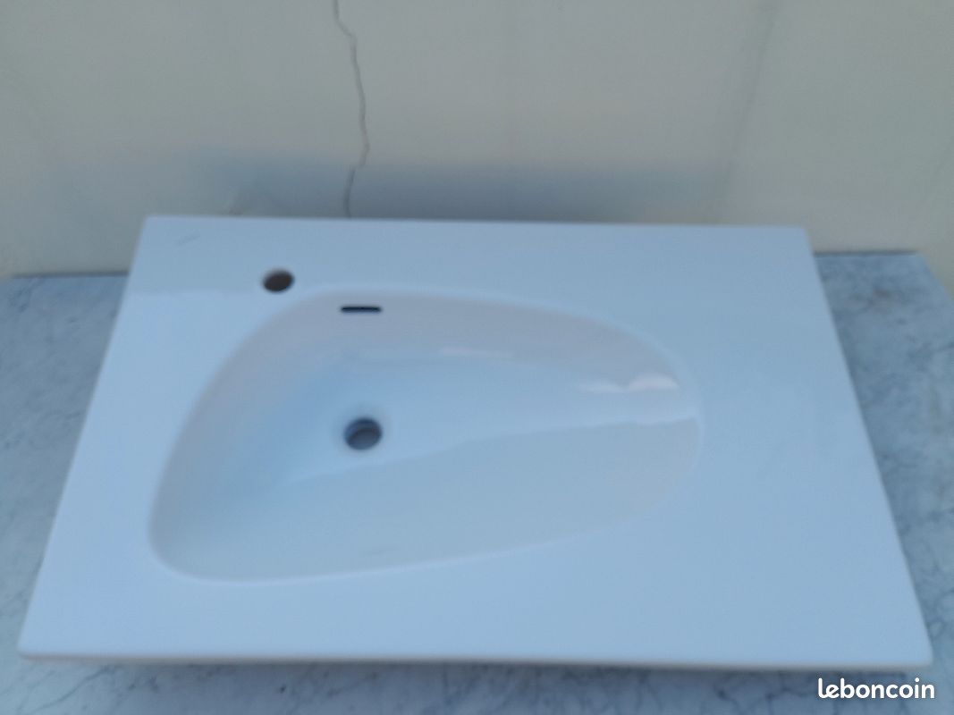 Lavabo+robinet+bonde+siphon (image 1)
